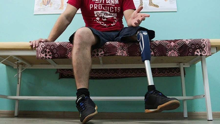 Инвалиды сво 1 группы. Протезы от Министерства обороны. Сво ветеран РФ без ноги.