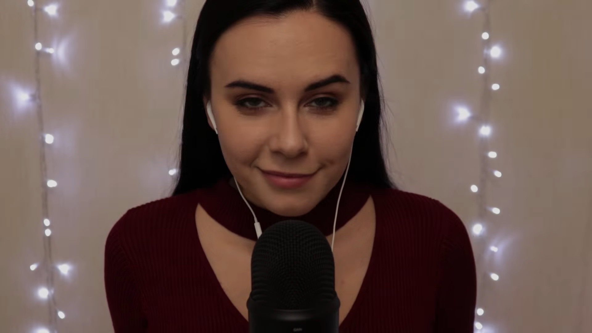 Heyhelen asmr. Лена HEYHELEN. АСМР HEYHELEN. HEYHELEN ASMR Двач. Хей Хелен АСМР.